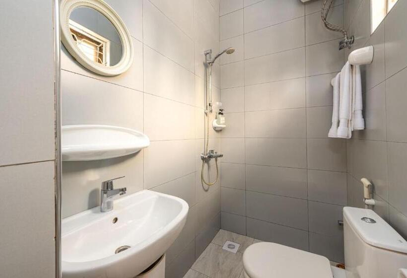 חדר דלוקס, Shivo Guest House