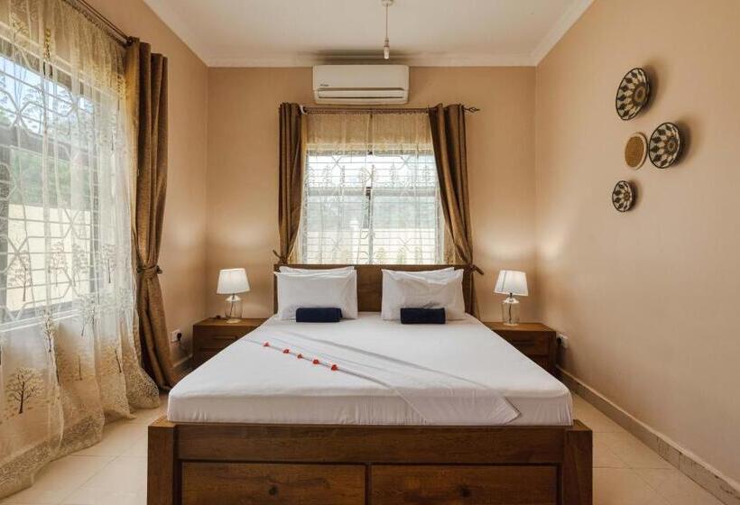 חדר דחוקס עם מיטת קינג, Shivo Guest House