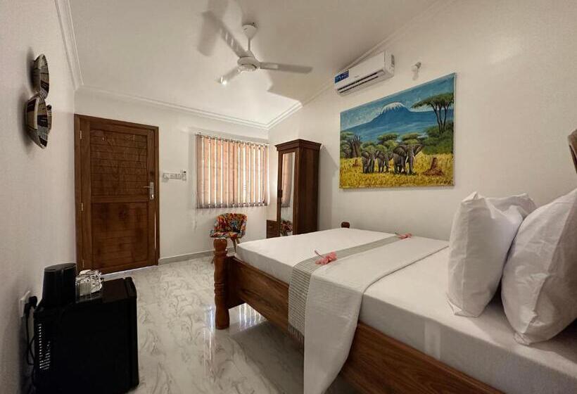 חדר דלוקס, Shivo Guest House