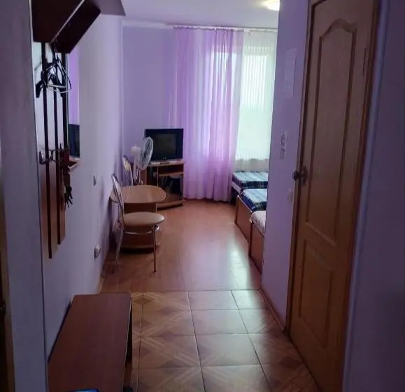 Economy Triple Room, готель стефанія