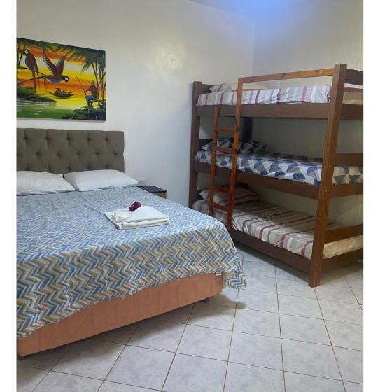 سوییت خانوادگی, Home Beach Mar Conforto Self Hosted