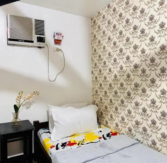 اتاق استاندارد با سرویس بهداشتی مشترک, Close To The Airport, City Center, Accessible   Amancio S New Extension