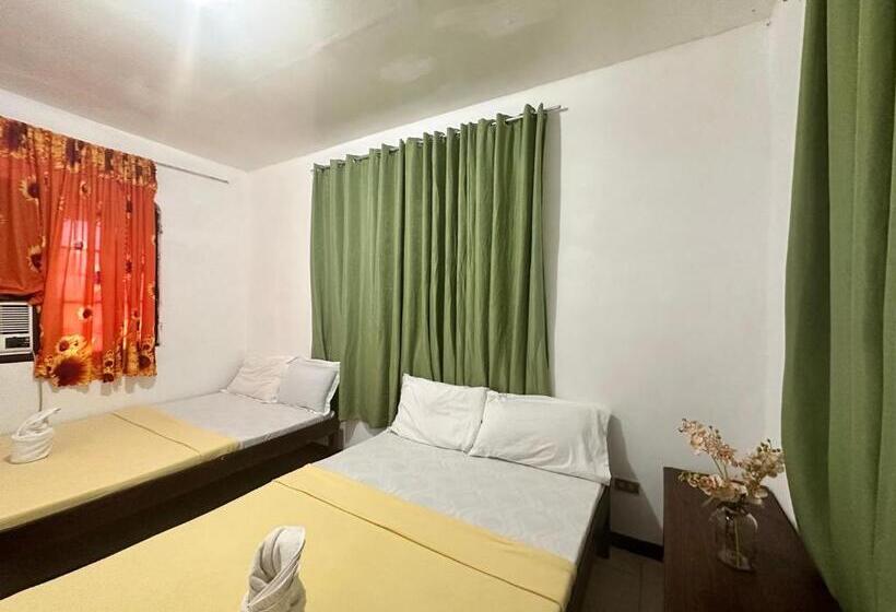 اتاق استاندارد چهارنفره با سرویس بهداشتی مشترک, Close To The Airport, City Center, Accessible   Amancio S New Extension