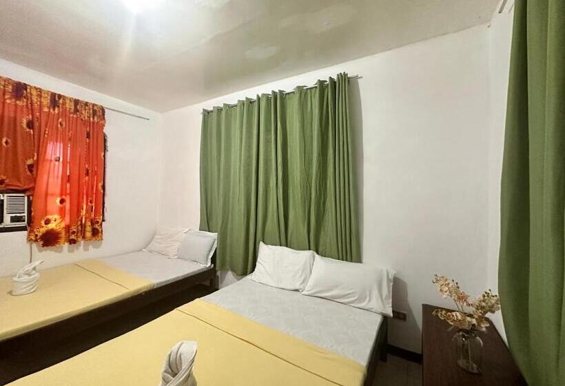 اتاق استاندارد چهارنفره با سرویس بهداشتی مشترک, Close To The Airport, City Center, Accessible   Amancio S New Extension