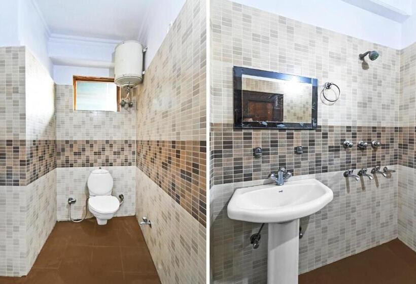 غرفة كلاسيكية ثلاثية, Flagship Hotel Crush On