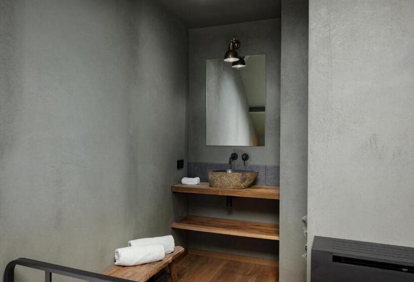 四人标准间, Hillview Hotel Grandvoir