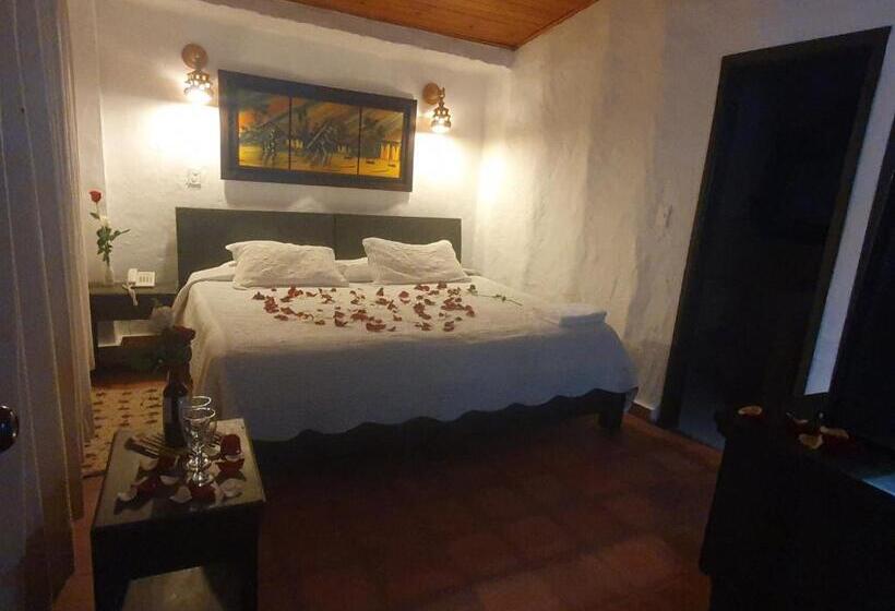 Chambre Standard Lit King Size, Compostella