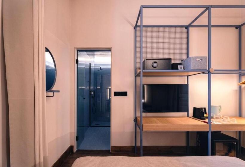 חדר סטנדרט, Heart