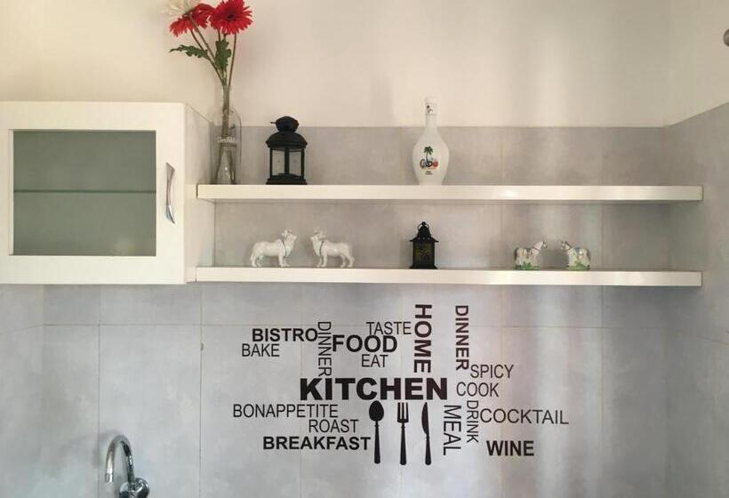 Дом 1 Спальня, Mars Jungle Adventure Stud Farm With Private Jacuzzi