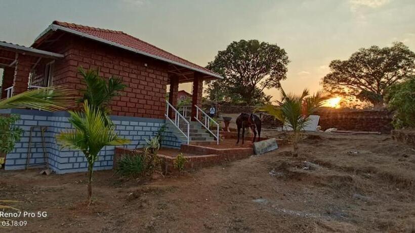 Casa 1 Camera da Letto, Mars Jungle Adventure Stud Farm With Private Jacuzzi