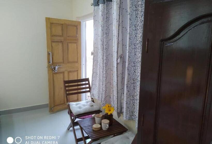 Familjesvit, Mars Jungle Adventure Stud Farm With Private Jacuzzi