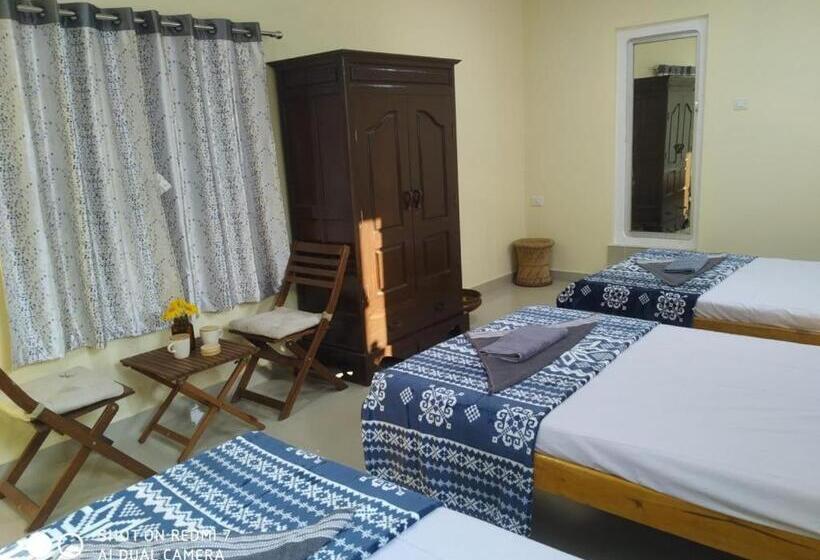 Suite Familiare, Mars Jungle Adventure Stud Farm With Private Jacuzzi