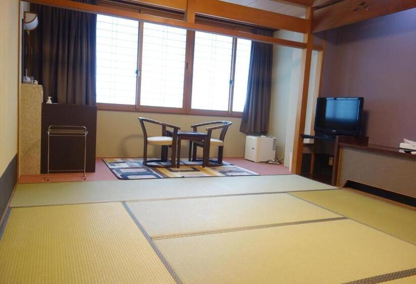 デラックスルーム, Tonamino Shogawaso Ichimantei