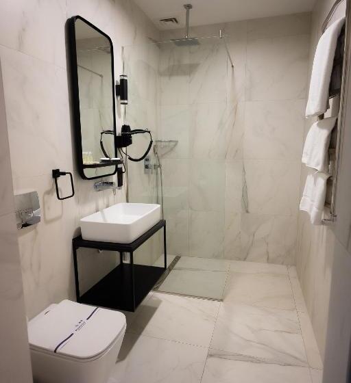 اتاق سوپریور, Zagorod