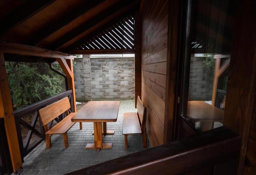 سوئیت جونیور با تراس, Zagorod