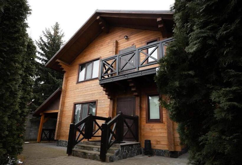 سوئیت جونیور با تراس, Zagorod