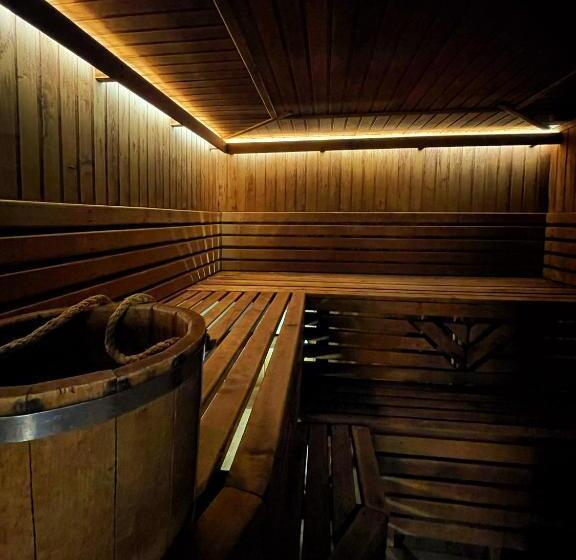 سوییت با استخر, Zagorod