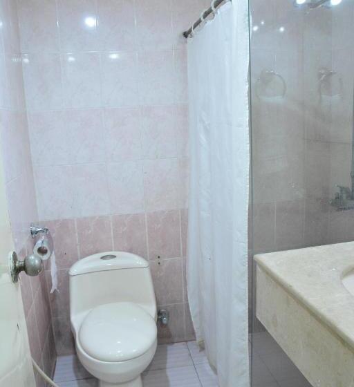 اتاق استاندارد سه نفره, Luxury One