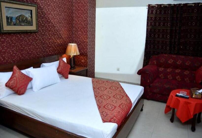 اتاق استاندارد سه نفره, Luxury One