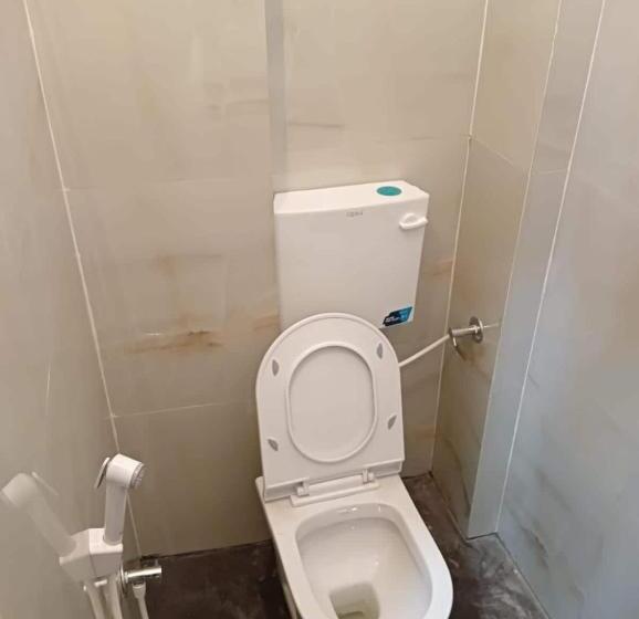 غرفة كلاسيكية ثلاثية, Oyo Hotel Orvin In