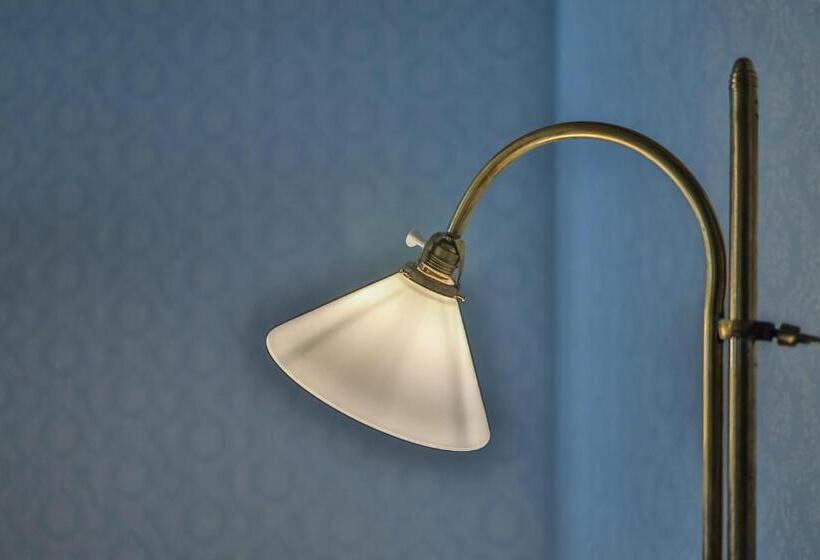 １ベッドルームアパートメント, Just Jimramov