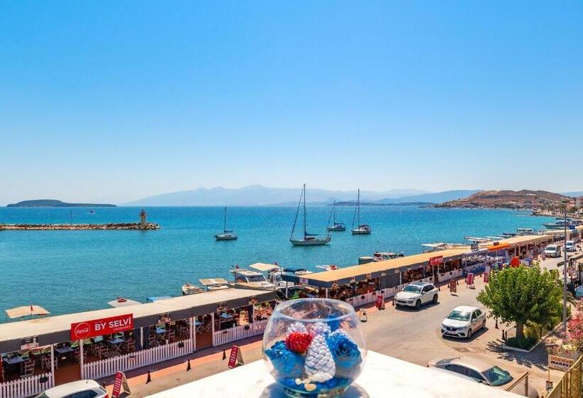 Номер Стандарт Вид на Море, Urla Marin Otel