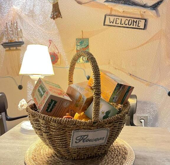 غرفة قياسية ثلاثية, Urla Marin Otel