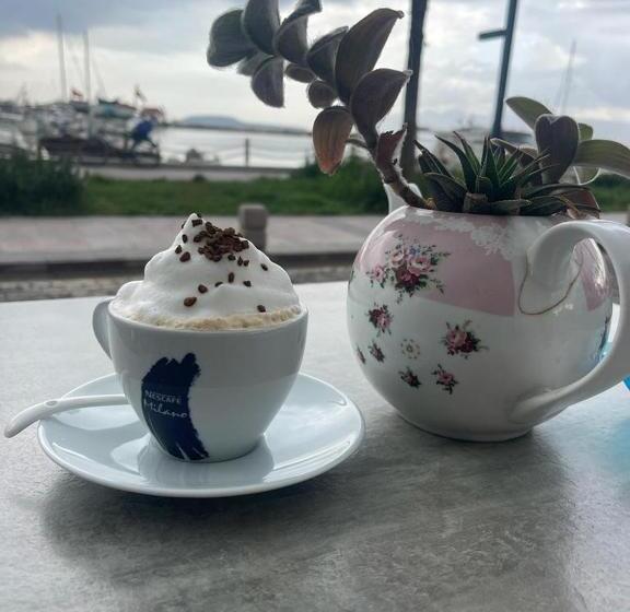 Номер Стандарт Трехместный, Urla Marin Otel
