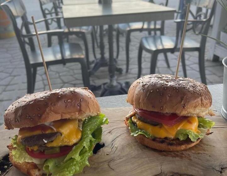 חדר אקונומי, Urla Marin Otel