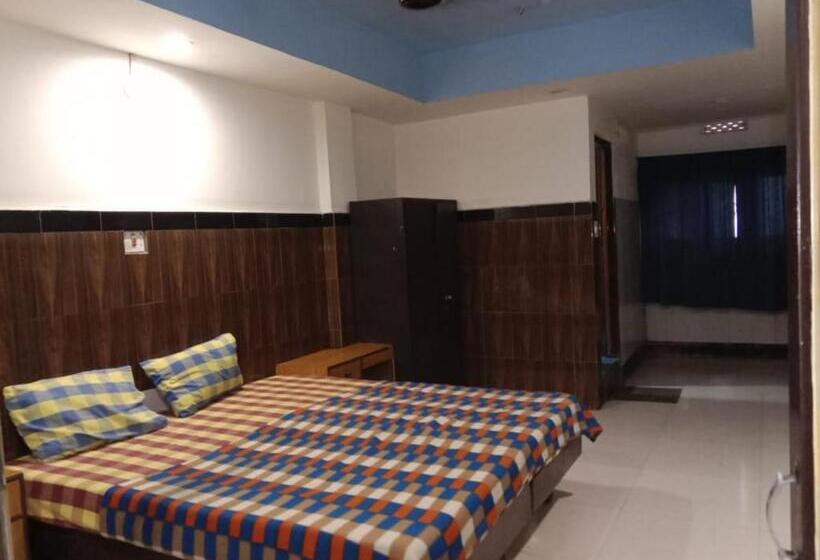 Стандартный Номер Кровать Кинг, Swagat Near Railway Station Best Selling & Best Choice Of Travellers By Morservices