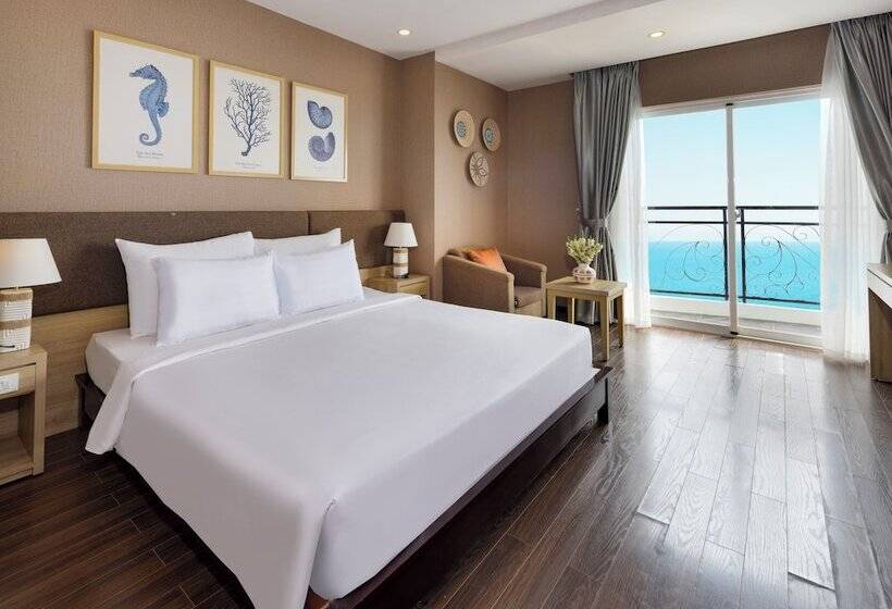 اتاق لوکس با بالکن و چشمانداز دریا, Db