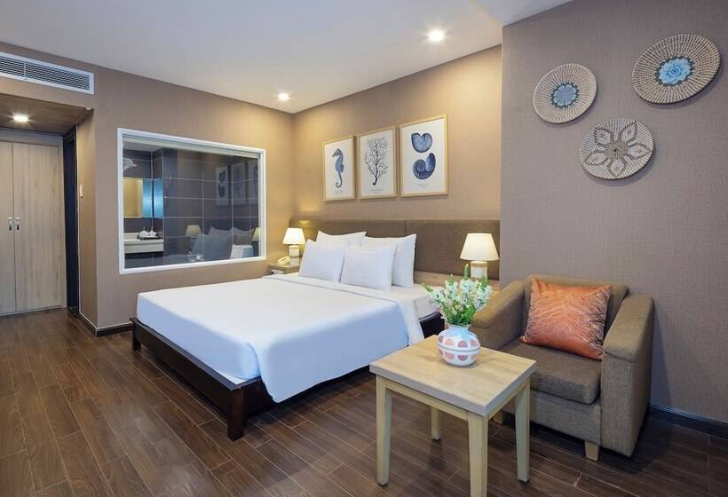 اتاق لوکس با بالکن و چشمانداز دریا, Db