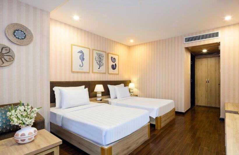 اتاق لوکس با چشمانداز دریا, Db