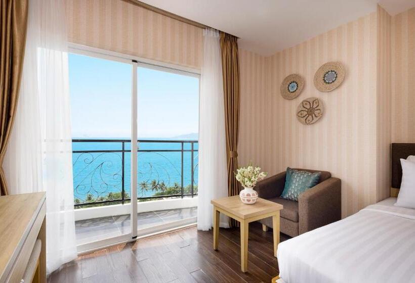 اتاق لوکس با چشمانداز دریا, Db