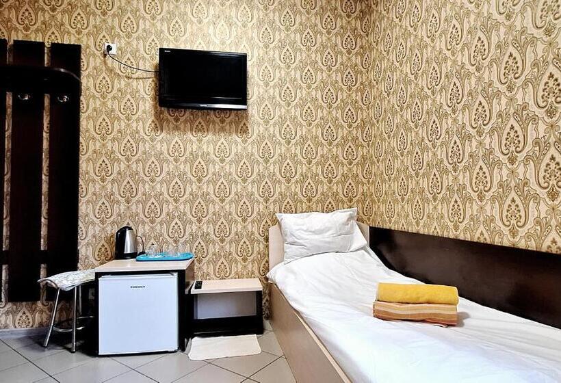 اتاق اکونومی, Lisova   лісова готельня і сауна