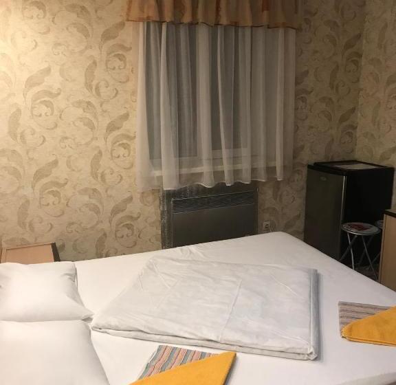 اتاق استاندارد, Lisova   лісова готельня і сауна