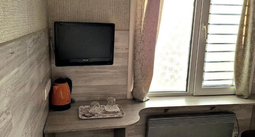 اتاق اکونومی, Lisova   лісова готельня і сауна