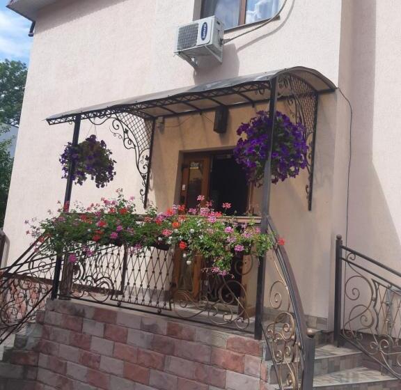 Economy Zimmer, Malva