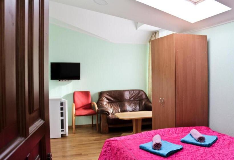 Deluxe Zimmer, Malva