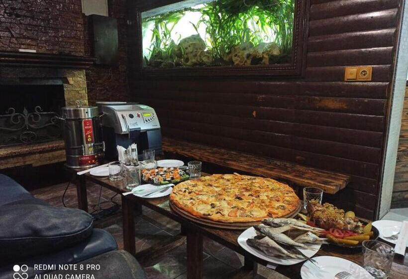 سوئیت با تخت بزرگ, готель сауна водопад