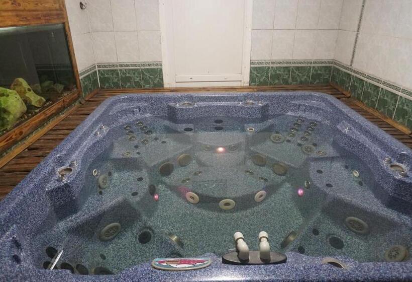 اتاق لوکس, готель сауна водопад
