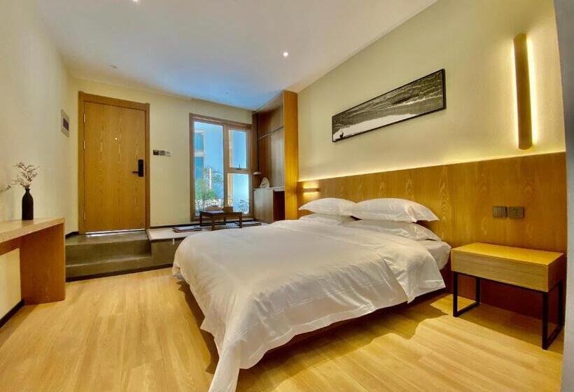 غرفة قياسية سرير كينج, Memory Garden House