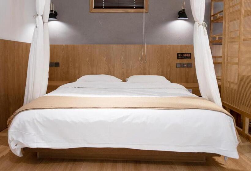 غرفة قياسية سرير كينج, Memory Garden House