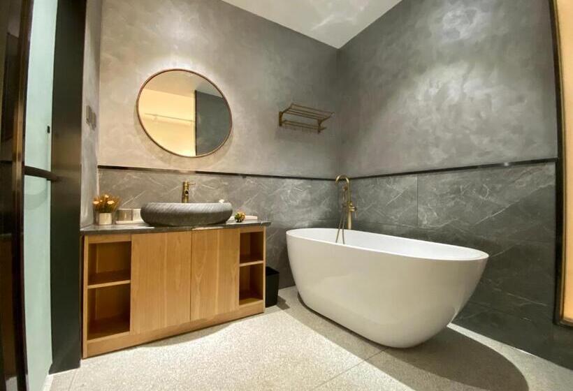 غرفة قياسية سرير كينج, Memory Garden House