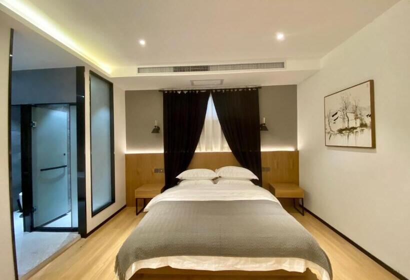 غرفة ديلوكس سرير كينج, Memory Garden House