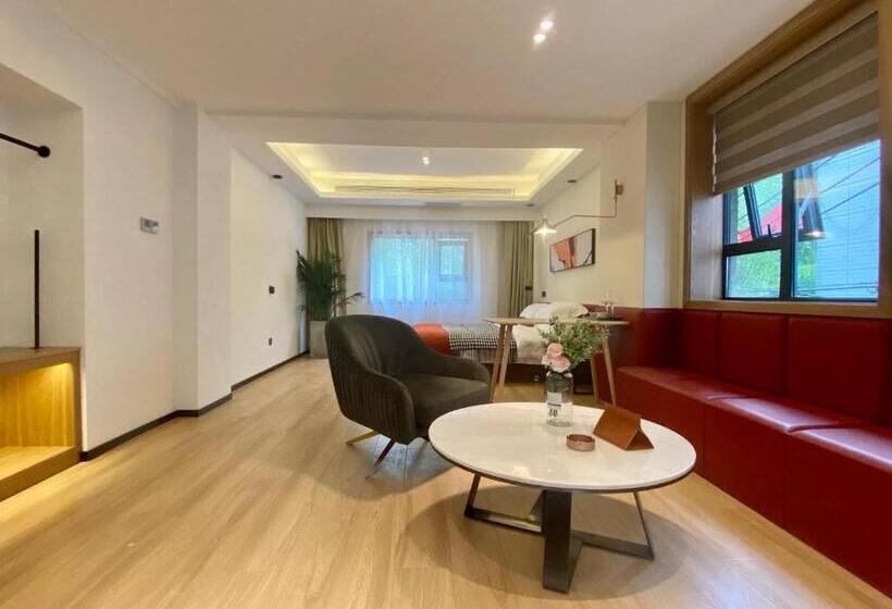 Номер Deluxe Кровать Кинг, Memory Garden House