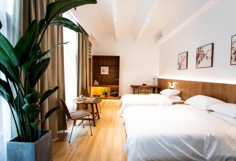 غرفة سوبيريور عائلية, Memory Garden House