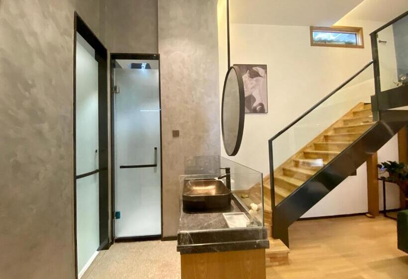 ???? ???????? ?????? ??? ???????, Memory Garden House