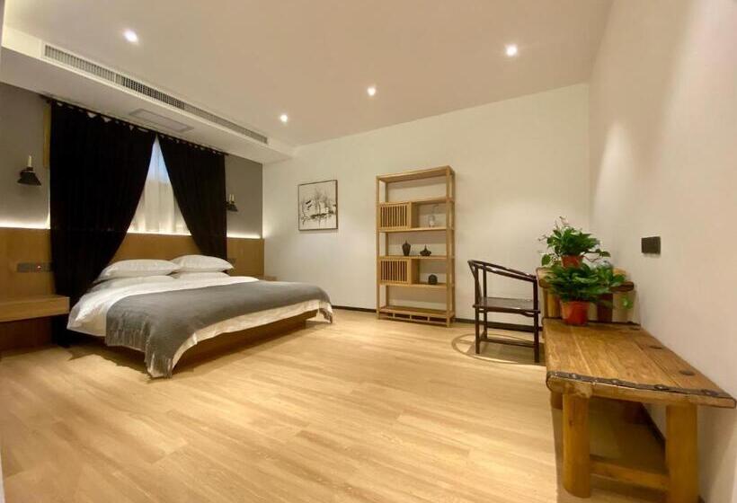 غرفة ديلوكس سرير كينج, Memory Garden House