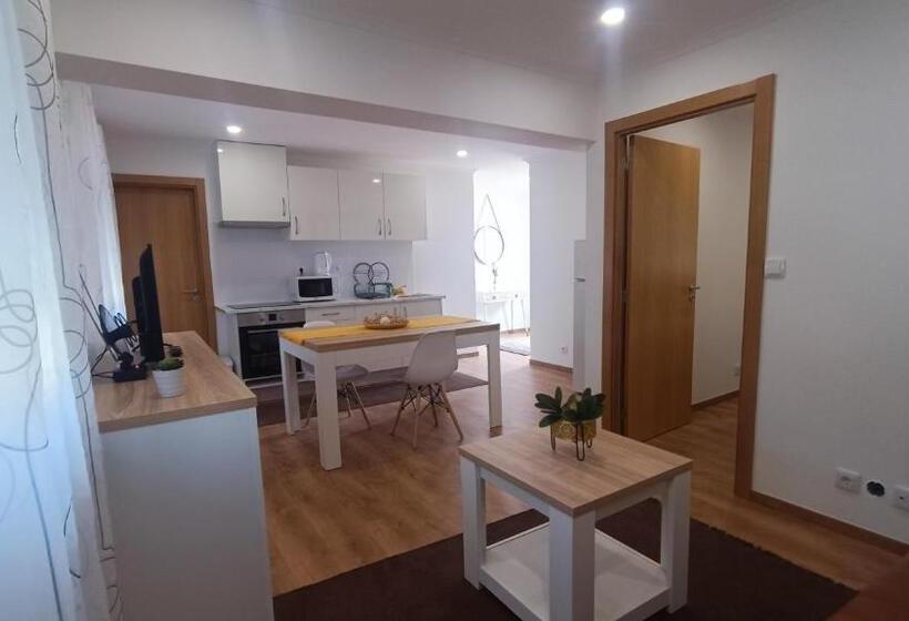 패밀리 스튜디오, Mondalva Apartamentos